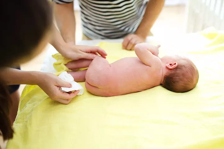 What Should Your Baby’s Stool Look Like