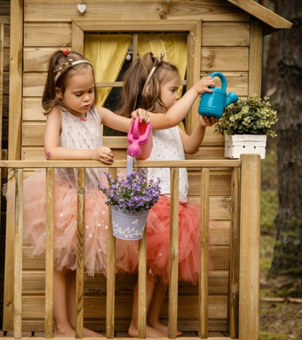 6 Tips for Building A Tree House With Kids And 20 DIY Ideas