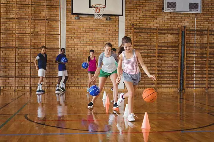 Dribble direction basketball game for kids