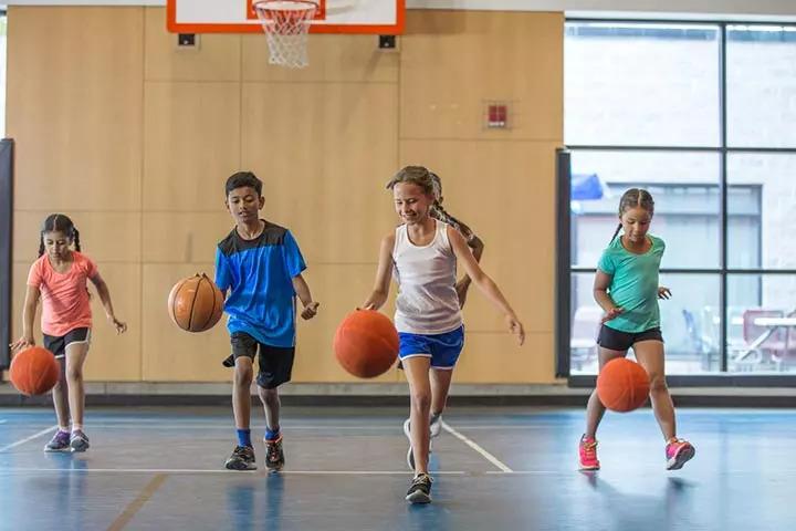 Basketball Games to Play With Two or Three People - SportsRec