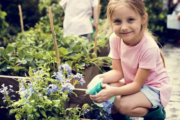 Fosters Love For Nature