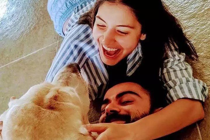 It’s A Girl! Anushka Sharma And Virat Kohli Become Proud Parents To A Little Angel3