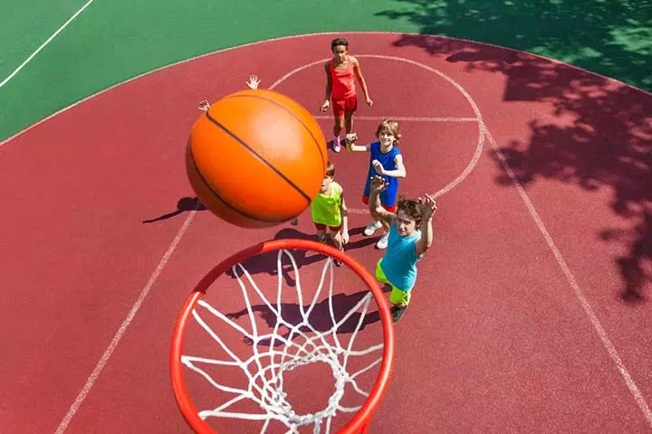 Knockout basketball game for kids