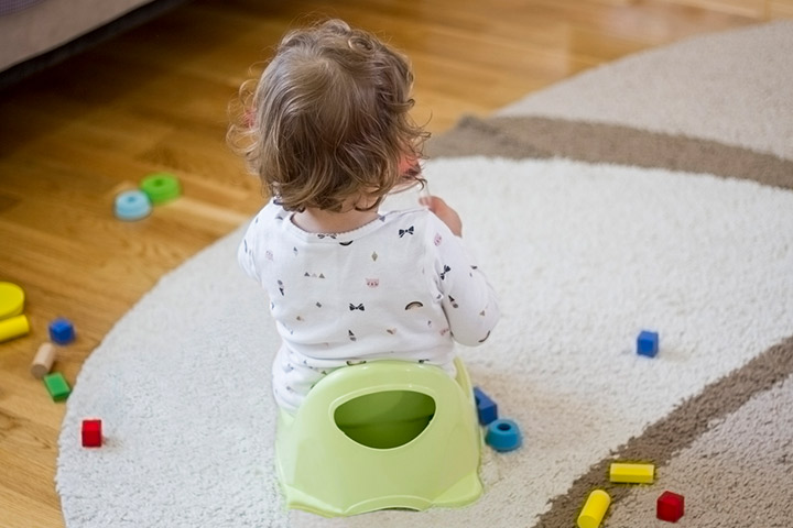 Potty scavenger hunt, a potty training game for toddlers