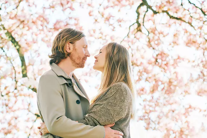 Romance under the blossom