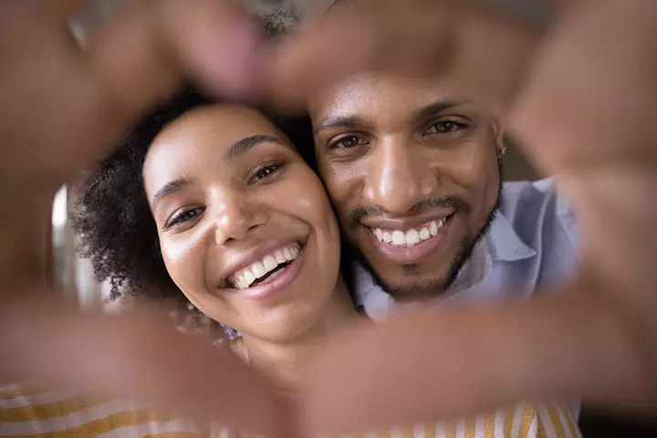 The heart selfie