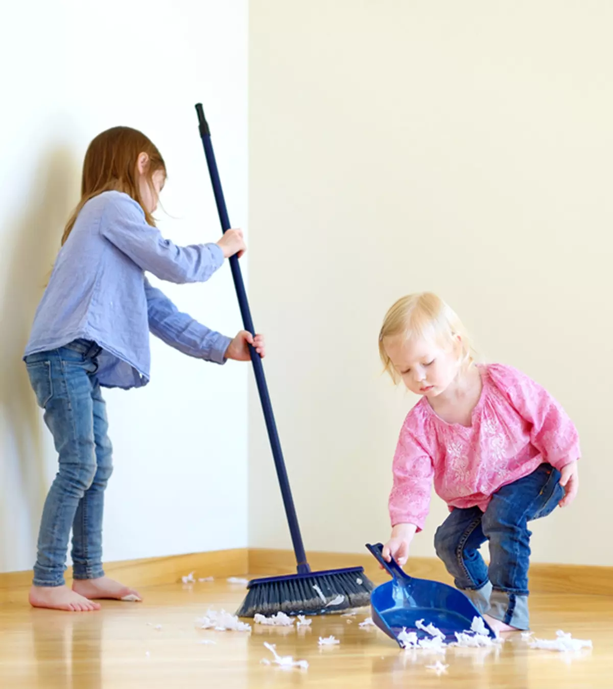 Keep children interested in organizing and tidying up their room.