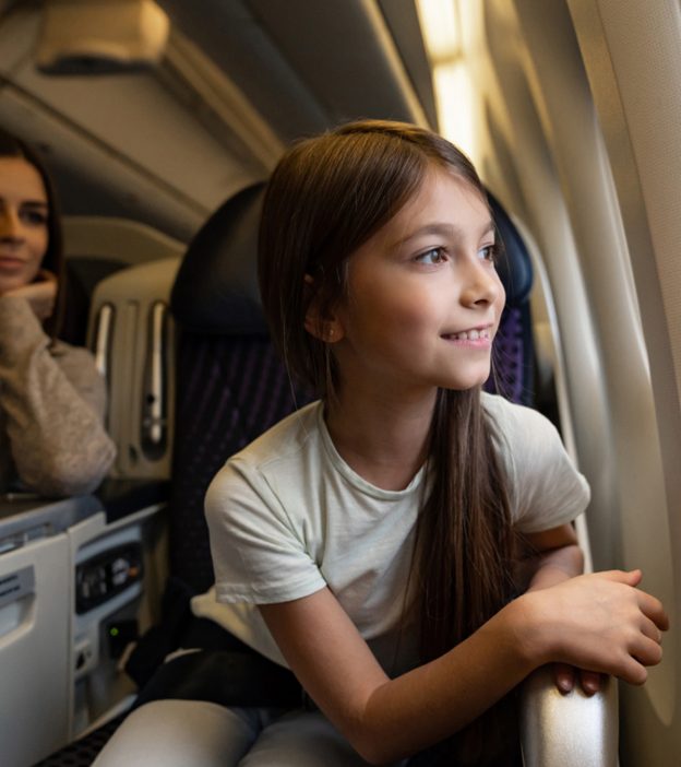 20 Best Tips For Flying With Kids