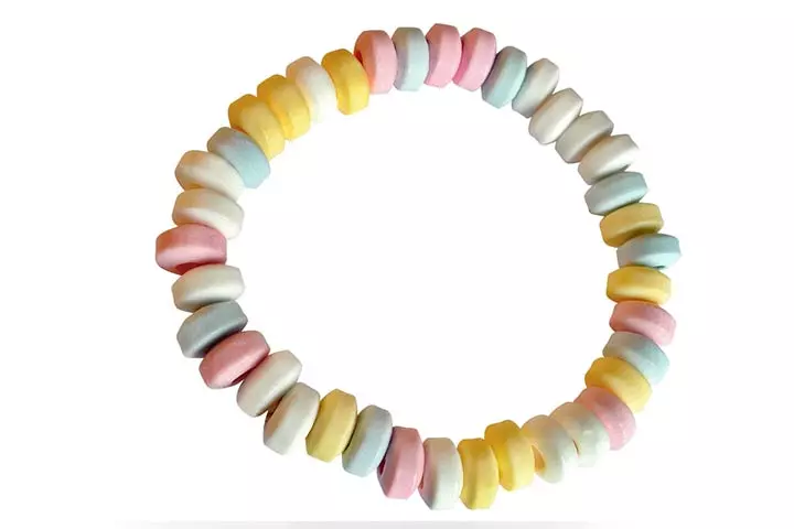 Candy bracelets party crafts for kids