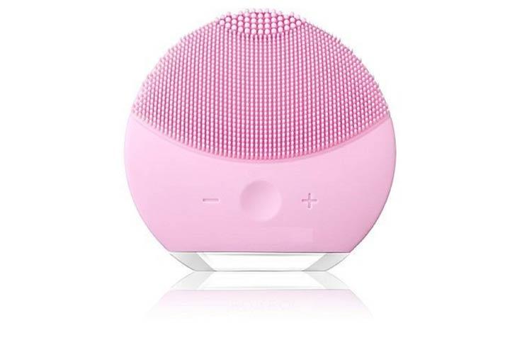 Cleansing Brush