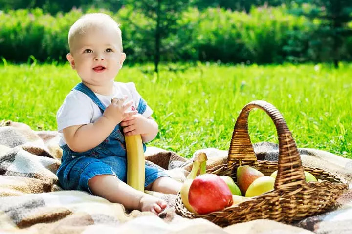 Eating outside, outdoor activities for babies