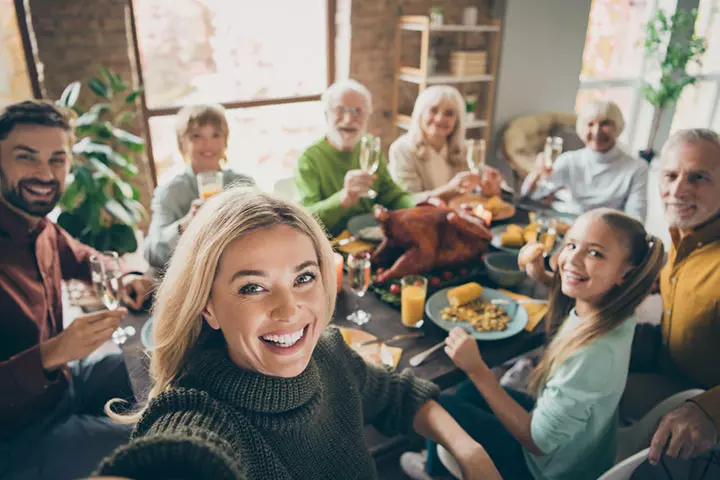 Hot potato selfie for games for family reunions