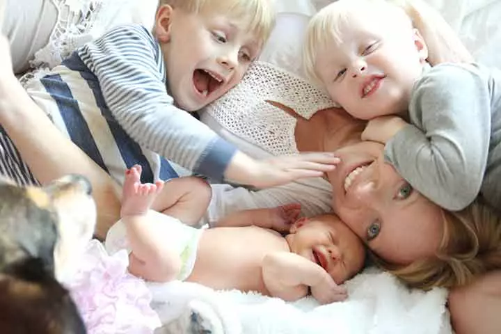 How Many Babies Should A Mom Have, According To Her Star Sign