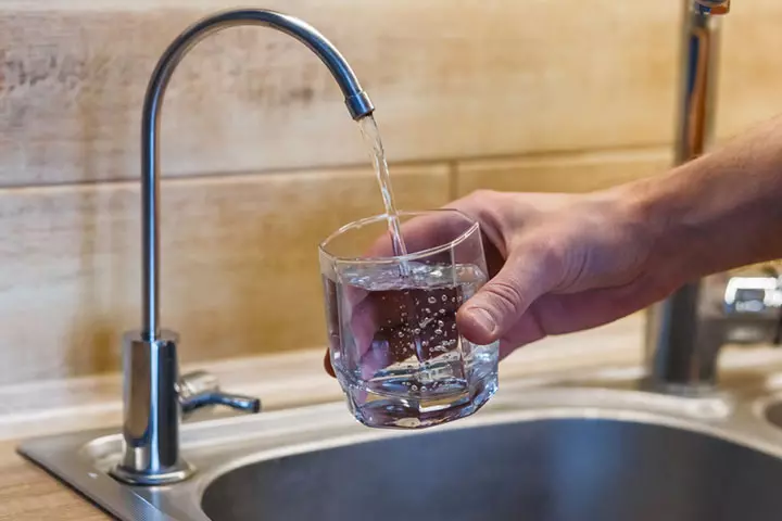 How Much Water Should Kids Drink