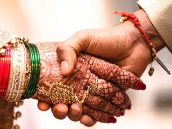 100+ शादी / विवाह पर बेस्ट कोट्स, स्टेटस व शायरी | Marriage Quotes, Status And Shayari In Hindi