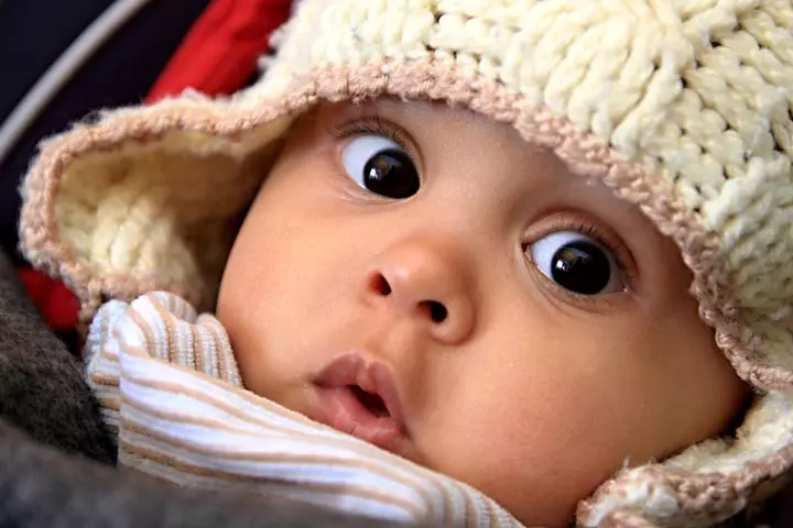 Massage the hat on the head