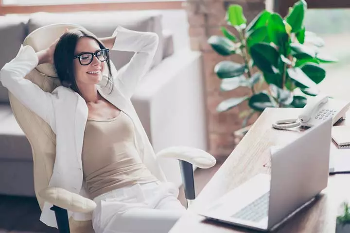 Mothers Are Less Likely to Be Treated As Equals In A Work Environment