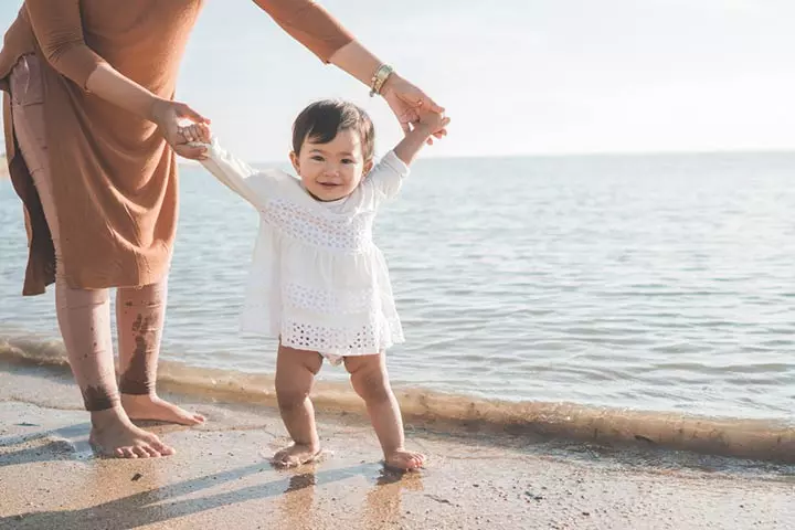 Practicing walking and outdoor activities for babies