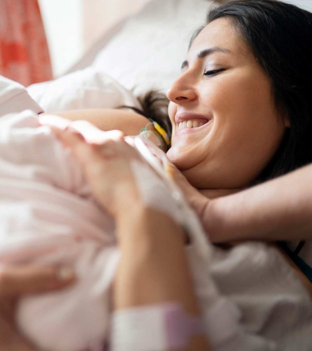 5 Advantages And 4 Risks Of Becoming A Mother After 40