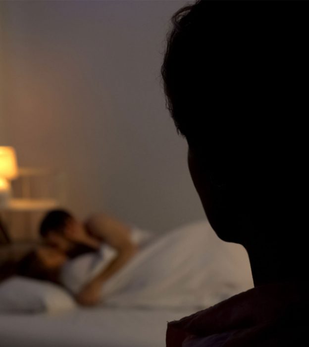 21 Telltale Signs Of A Serial Cheater