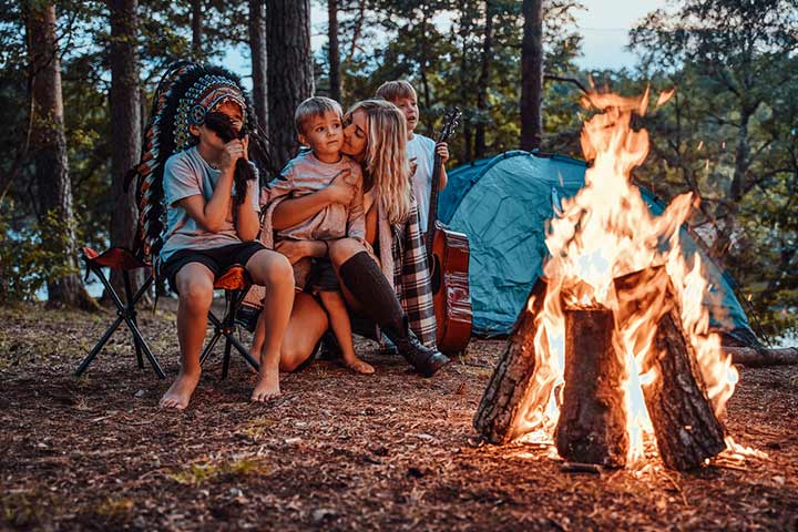 Campfire songs, toddler camping activity