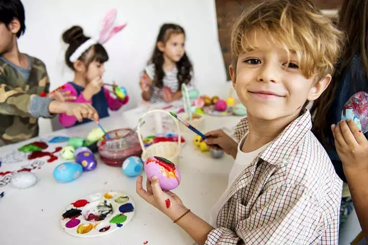 Egg Decorating Kits