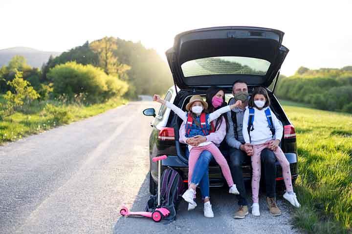 Family outing family photo idea