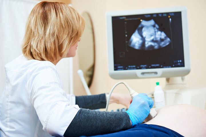 High-resolution fetal ultrasound helps evaluate the fetal anatomy and CDH