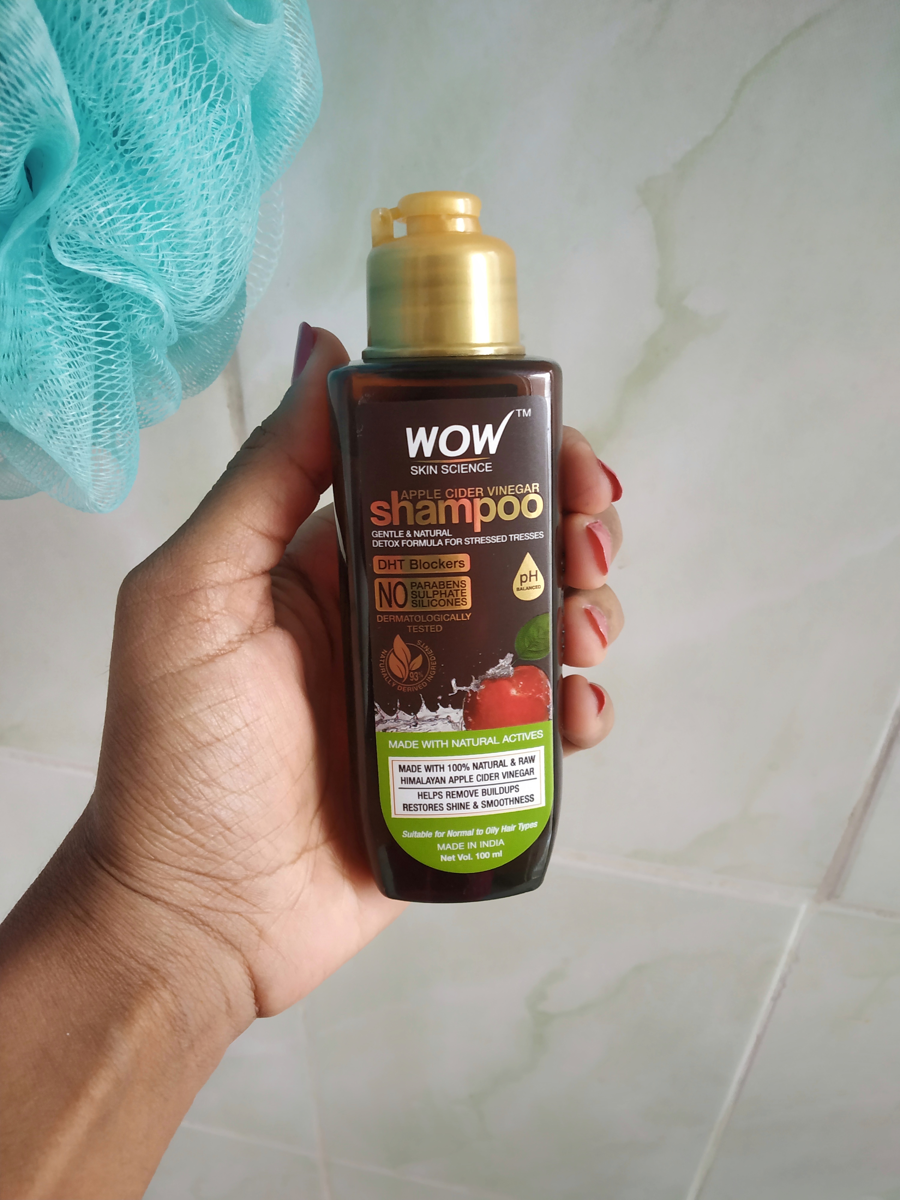 WOW Skin Science Apple Cider Vinegar Shampoo - No Parabens & Sulphate - 300 ml-As the brand name itself, the product is just Wow!-By praveena_s