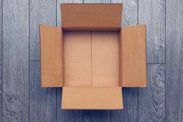 Cardboard box clues escape room for kids