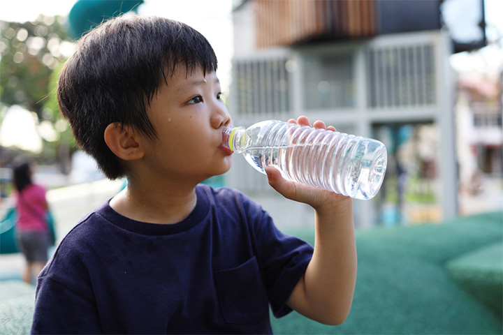 Dehydration is a sign of abnormal weight loss