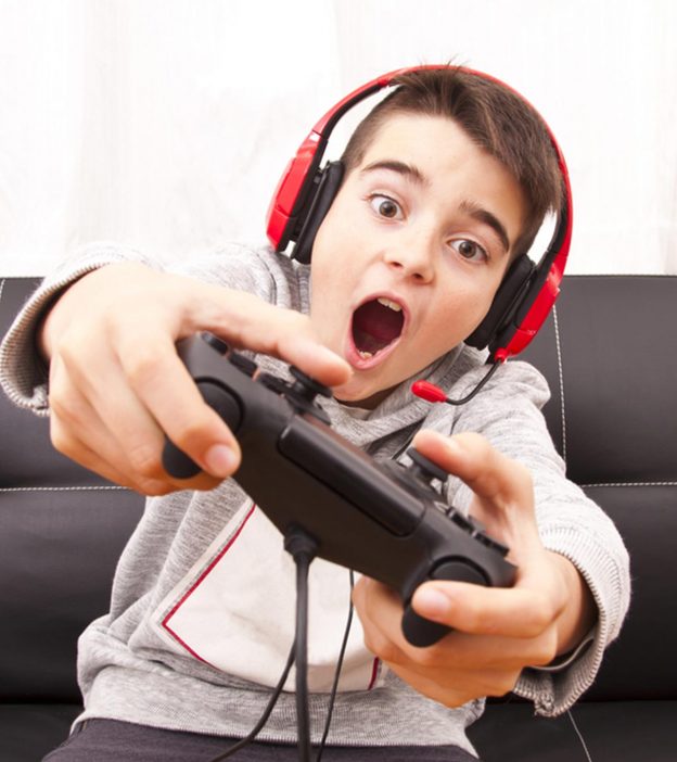 बच्चों पर वीडियो गेम के सकारात्मक और नकारात्मक प्रभाव |  Effect Of Video Games On Kids In Hindi