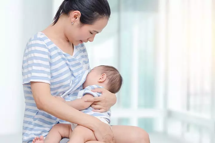 Its Time We Stop Shaming Parents For The Way They Feed Their Babies-1