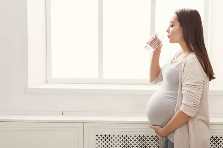 Staying Hydrated Is A Cakewalk 
