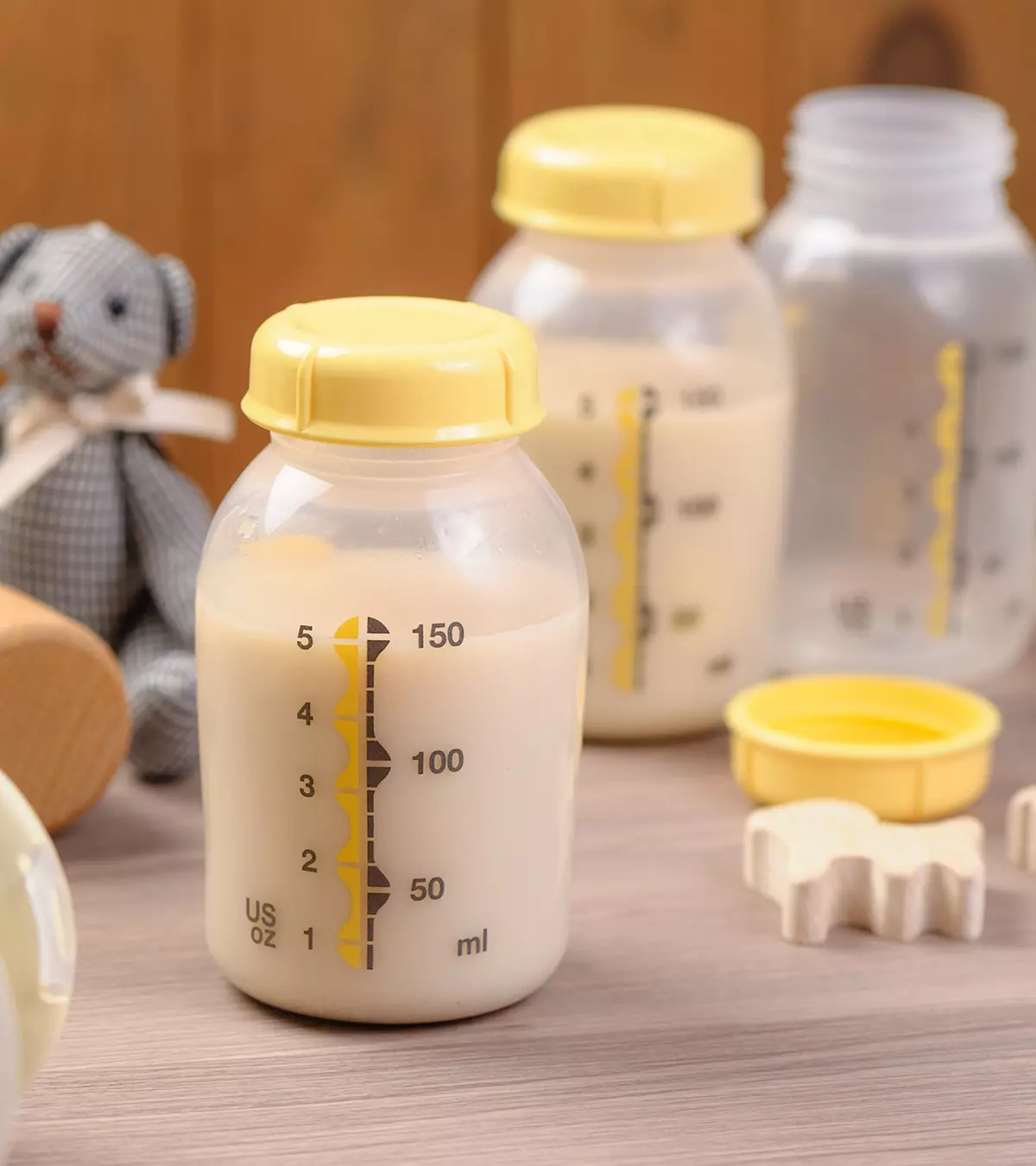 7 Surprising Things Moms Can Do With Their Breast Milk