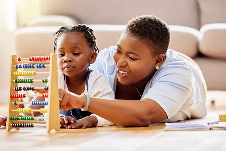 Use an abacus to teach counting