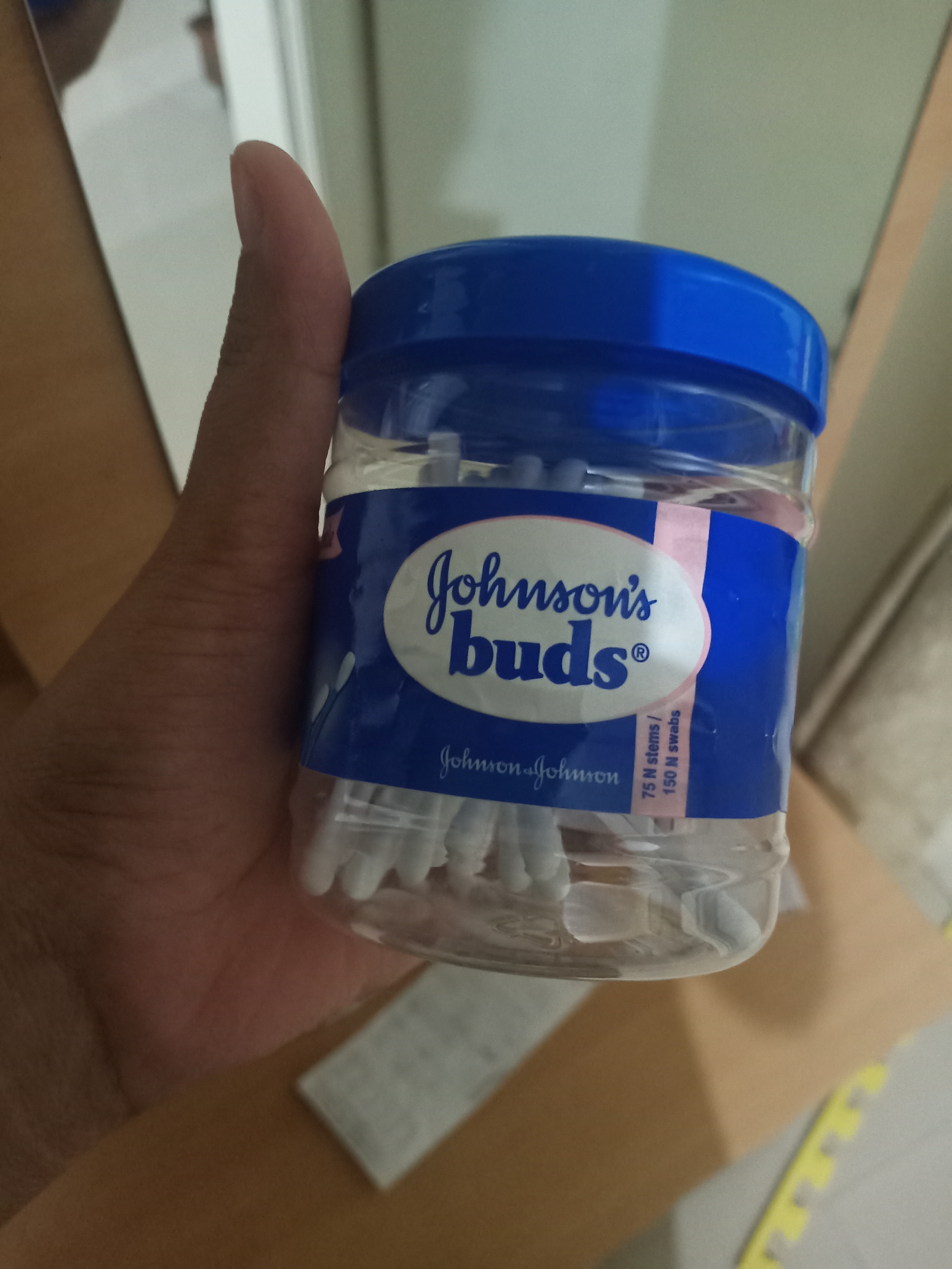 Johnson's Buds-Durable, and longer swabs-By riankasarkar