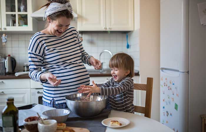 Getting Real About Pregnancy: Do These 9 Things To Make Mealtimes Less Of A Struggle