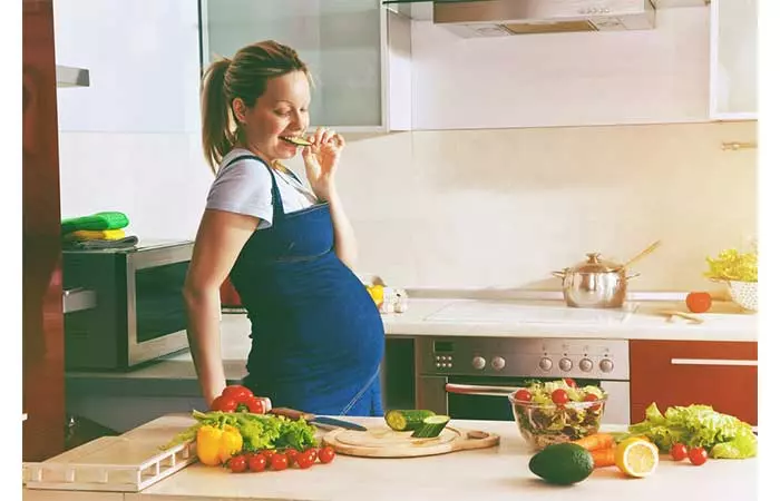 Getting Real About Pregnancy: Do These 9 Things To Make Mealtimes Less Of A Struggle