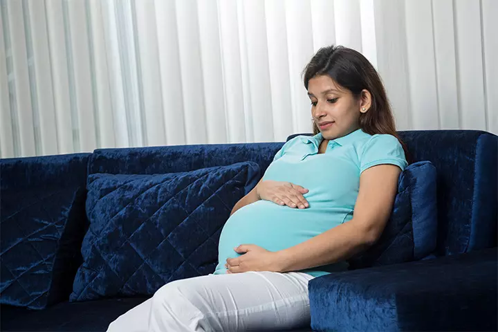 মনের গভীরে নানা কথা জমা হয়