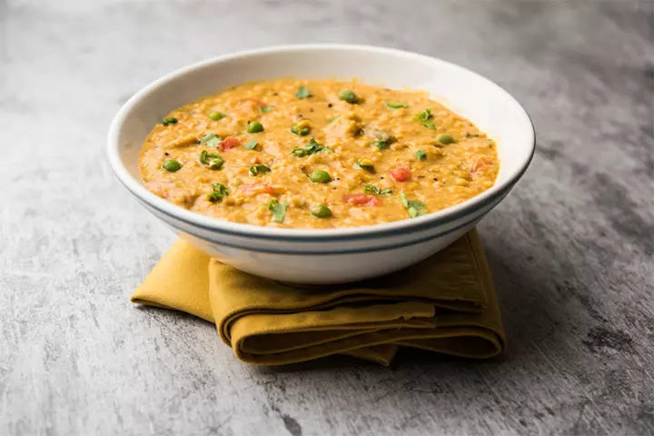 Slow cooker vegetable oatmeal for kids