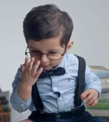 9 Definite Signs Your Baby Is A Genius in tamil