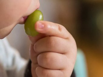 शिशुओं के लिए अंगूर : कब देना शुरू करें, लाभ व रेसिपी | Grapes for Babies in Hindi