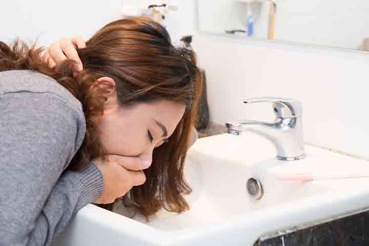 Some women may also have vomitting along with diarrhea