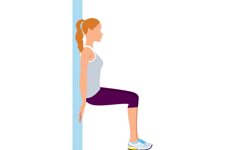 Wall squats to relieve hip pain in pregnancy