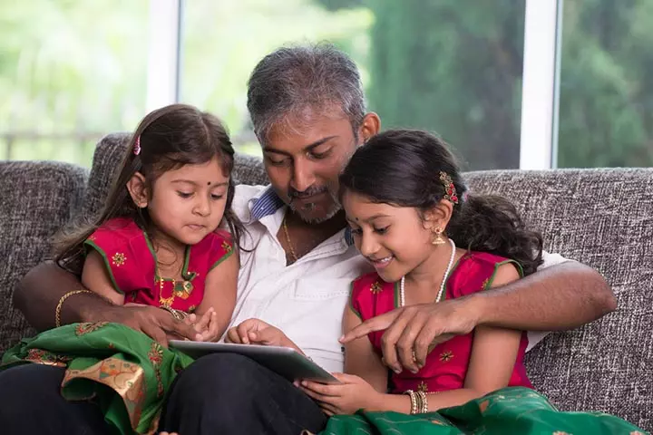அவர்களின் கேள்விகளுக்கு பொறுமையாக பதில் அளியுங்கள்