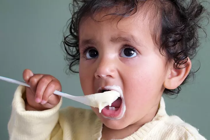 அவர்கள் சொந்தமாக சாப்பிடட்டும்