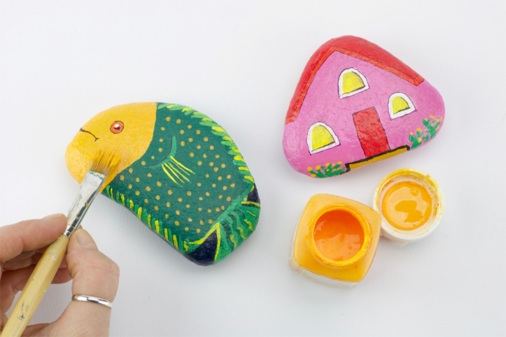 Fish designs and rock painting ideas for kids
