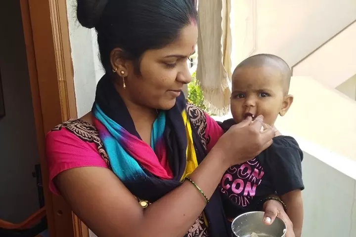 ஆரோக்கியமான உணவை முழுமையாகக் கொடுங்கள்