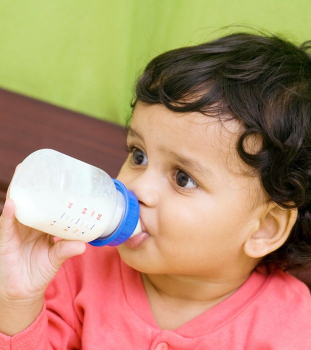 क्या बच्चों के लिए बकरी का दूध लाभकारी है? | Benefits Of Goat Milk For Baby In Hindi